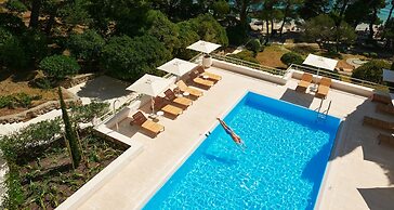 Bluesun Hotel Maestral