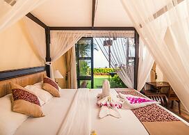 Nugraha Lovina Seaview Resort & Spa