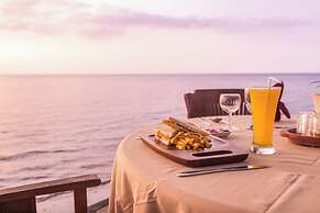 Nugraha Lovina Seaview Resort & Spa