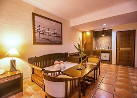 Nugraha Lovina Seaview Resort & Spa