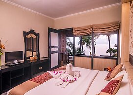 Nugraha Lovina Seaview Resort & Spa