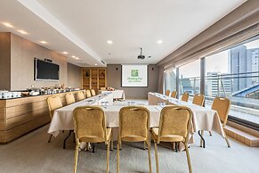 Holiday Inn Istanbul Sisli by IHG