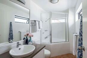 Oaks Gold Coast Calypso Plaza Suites