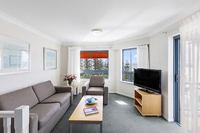 Oaks Gold Coast Calypso Plaza Suites