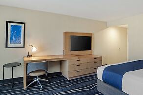 Best Western Plus Marina Gateway Hotel