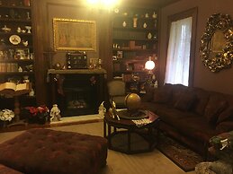 Bayberry House Bed & Breakfast