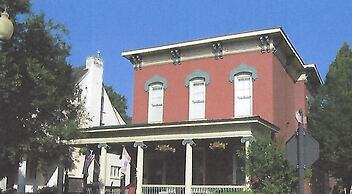 Bayberry House Bed & Breakfast