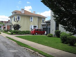 Bayberry House Bed & Breakfast