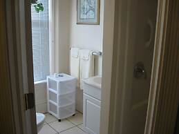 Bayberry House Bed & Breakfast