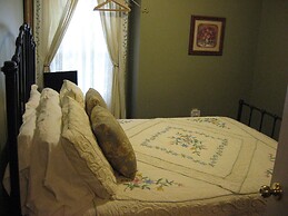 Bayberry House Bed & Breakfast
