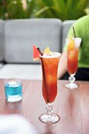 The Suite By Royal Crown Hotel