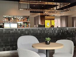 DeSilva Inn Katowice Airport