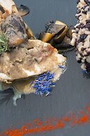 Pearl on the Cliff Hotel & Suites