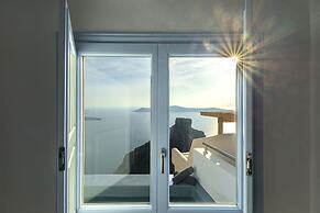 Pearl on the Cliff Hotel & Suites