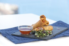 Pearl on the Cliff Hotel & Suites