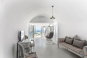 Pearl on the Cliff Hotel & Suites