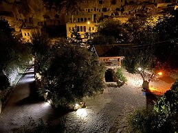 The Village Cave Hotel