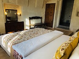 The Village Cave Hotel