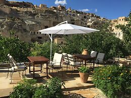 The Village Cave Hotel