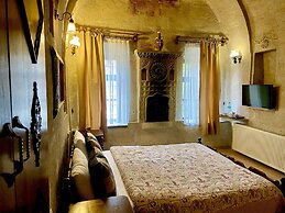 The Village Cave Hotel