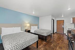 WoodSpring Suites Austin North I-35
