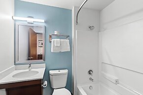 WoodSpring Suites Austin North I-35