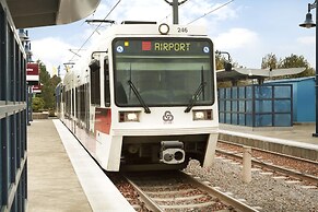 Hyatt Place Portland Airport