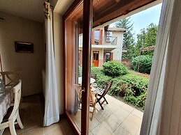 Hullám Villa