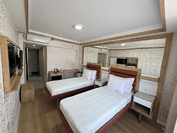 Alican Hotel