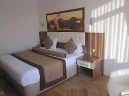 Alican Hotel