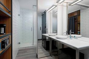 Aloft Jacksonville Airport