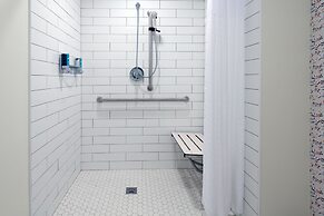 Aloft Jacksonville Airport