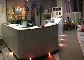 Canyonlands Motor Inn