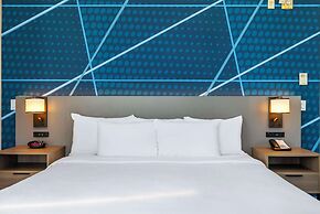 Comfort Suites Kelowna