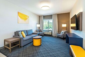 Comfort Suites Kelowna