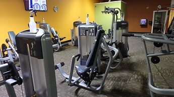 Comfort Suites Kelowna