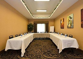Comfort Suites Bay City