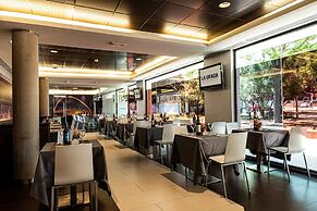 Hotel Tach Madrid Airport