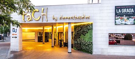 Hotel Tach Madrid Airport