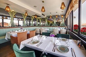 Almina Hotel - Special Class