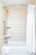 Fairfield Inn & Suites South Boston