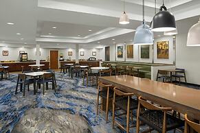 Fairfield Inn & Suites South Boston