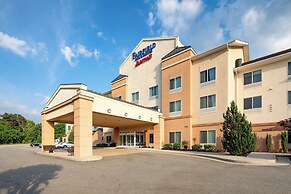 Fairfield Inn & Suites South Boston