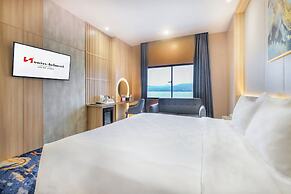 Swiss-Belhotel Silae Palu