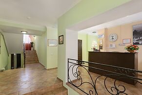Hotel Monplaisir