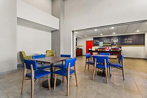 Hampton Inn & Suites Port Richey