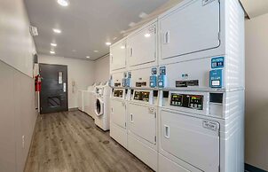 Extended Stay America Select Suites - Orlando - East