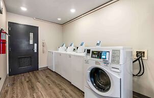 Extended Stay America Select Suites - Orlando - East