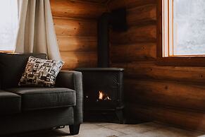 Glacier House Resort