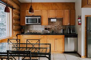 Glacier House Resort